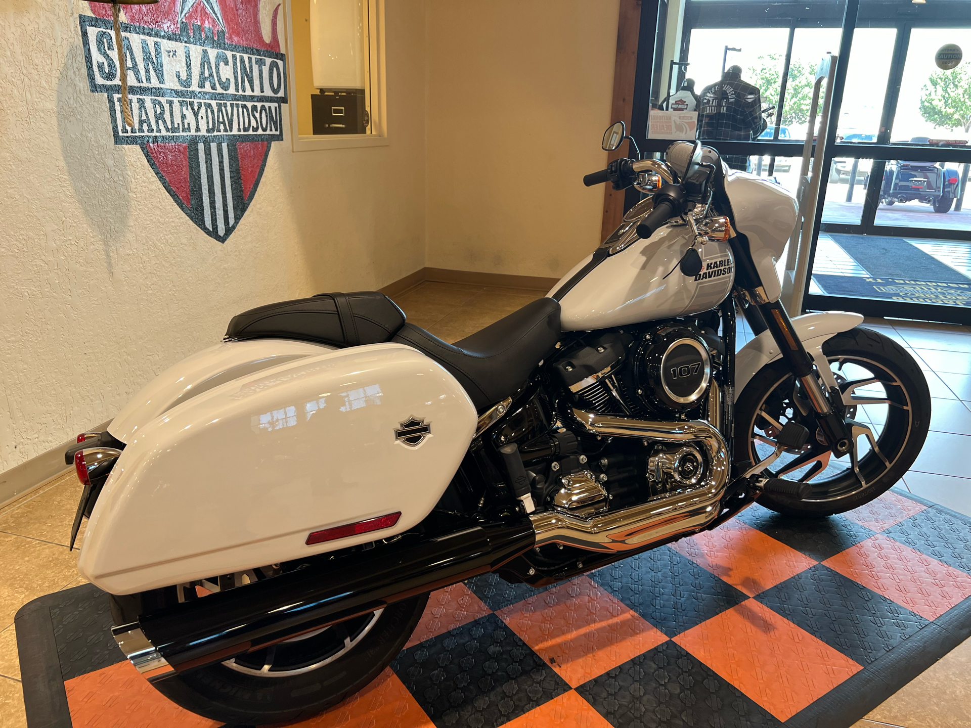 2021 Harley-Davidson Sport Glide® in Pasadena, Texas - Photo 3