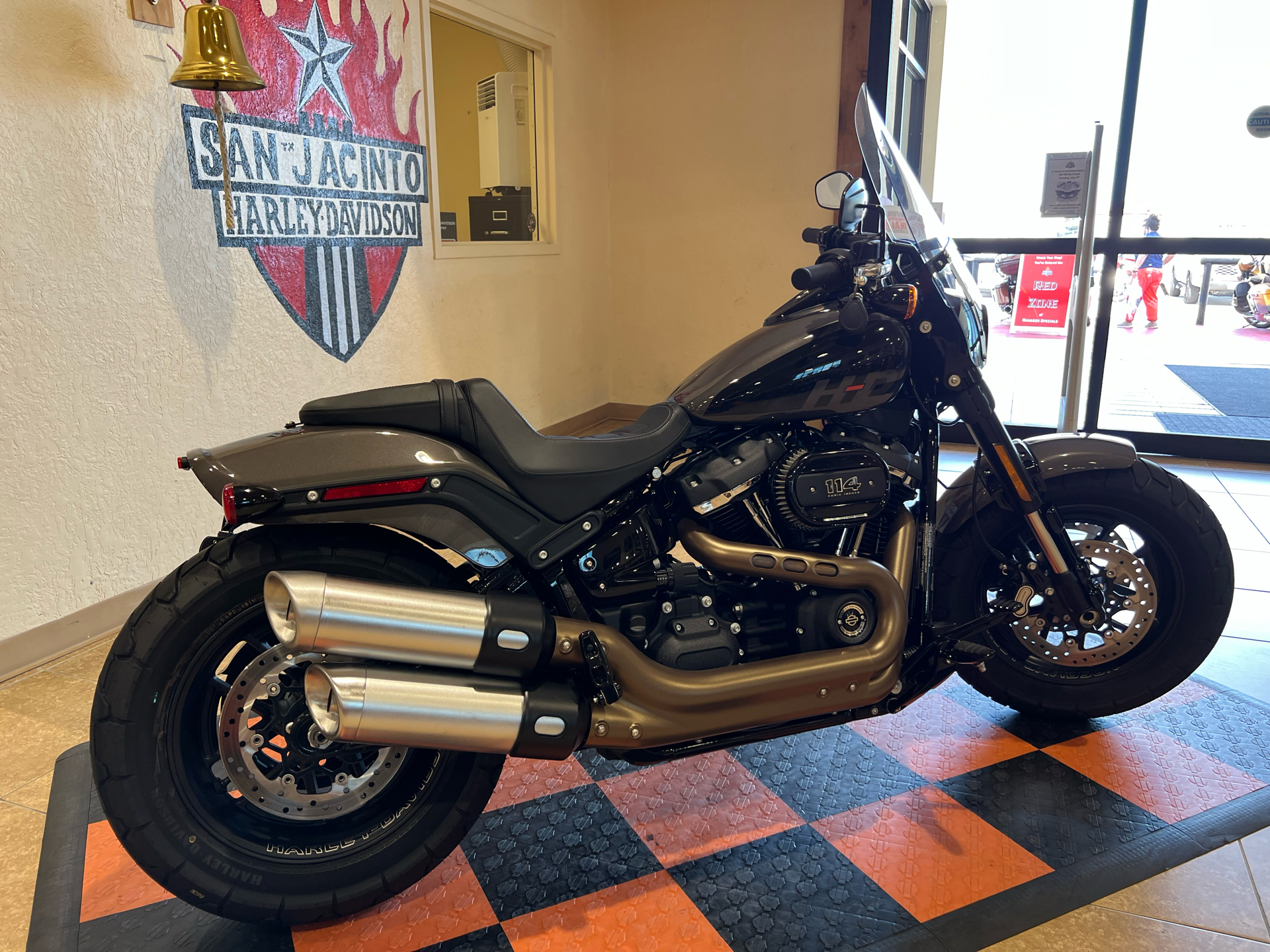 2023 Harley-Davidson Fat Bob® 114 in Pasadena, Texas - Photo 3
