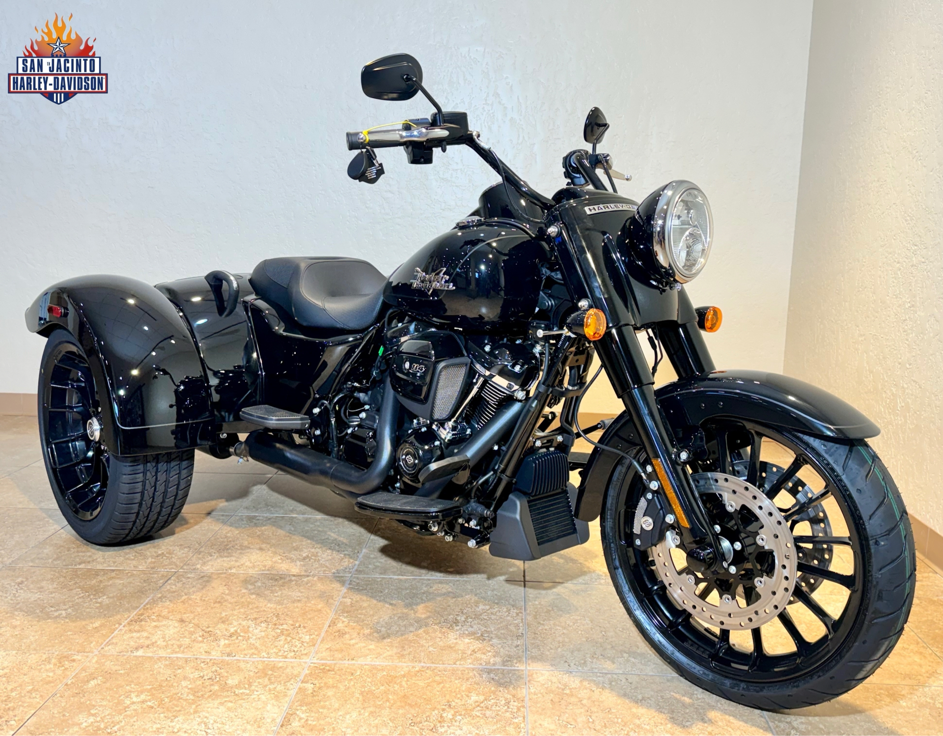 2024 Harley-Davidson Freewheeler® in Pasadena, Texas - Photo 2