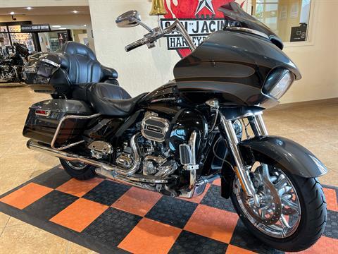 2016 Harley-Davidson CVO™ Road Glide™ Ultra in Pasadena, Texas - Photo 2
