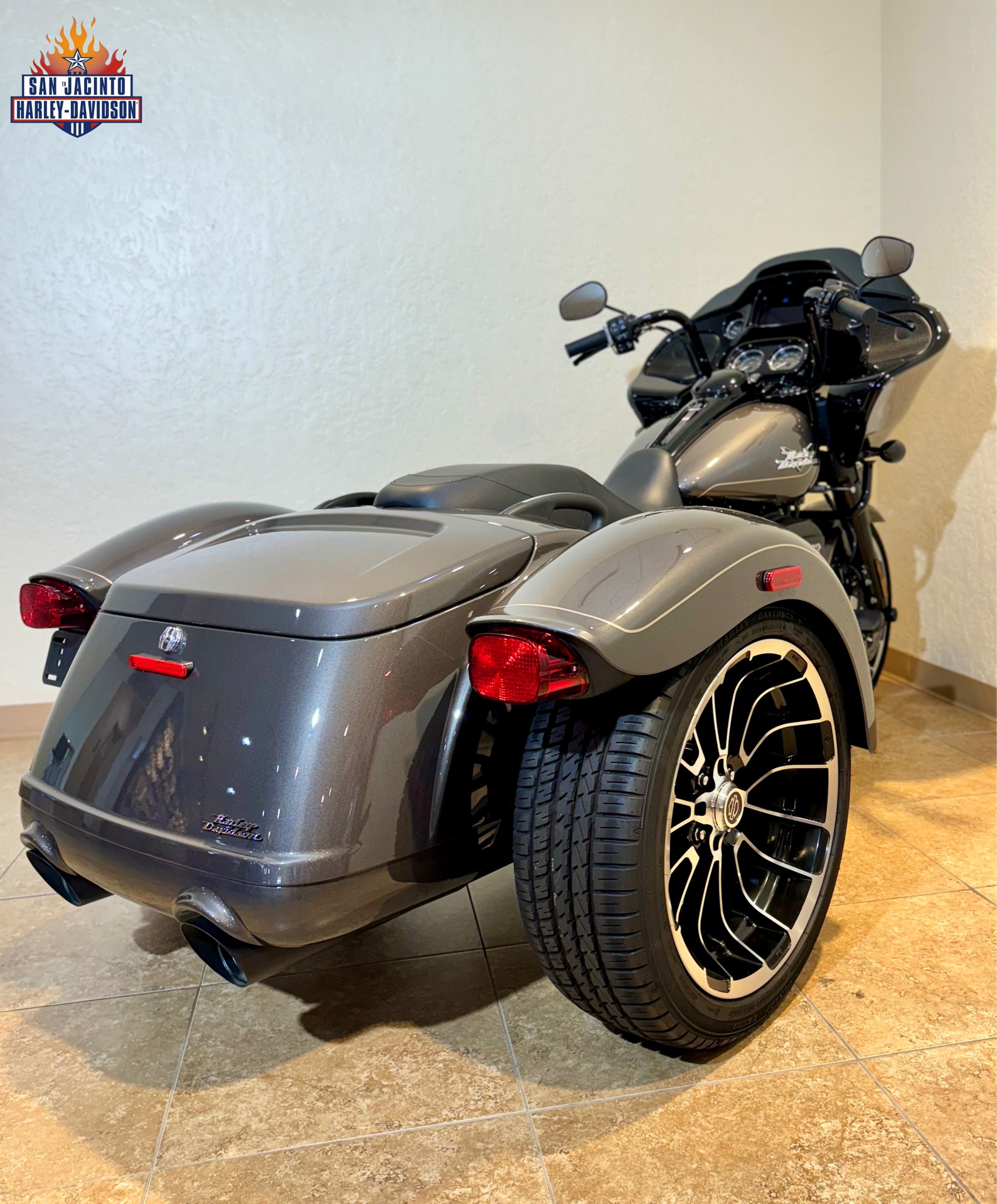2023 Harley-Davidson Road Glide® 3 in Pasadena, Texas - Photo 10