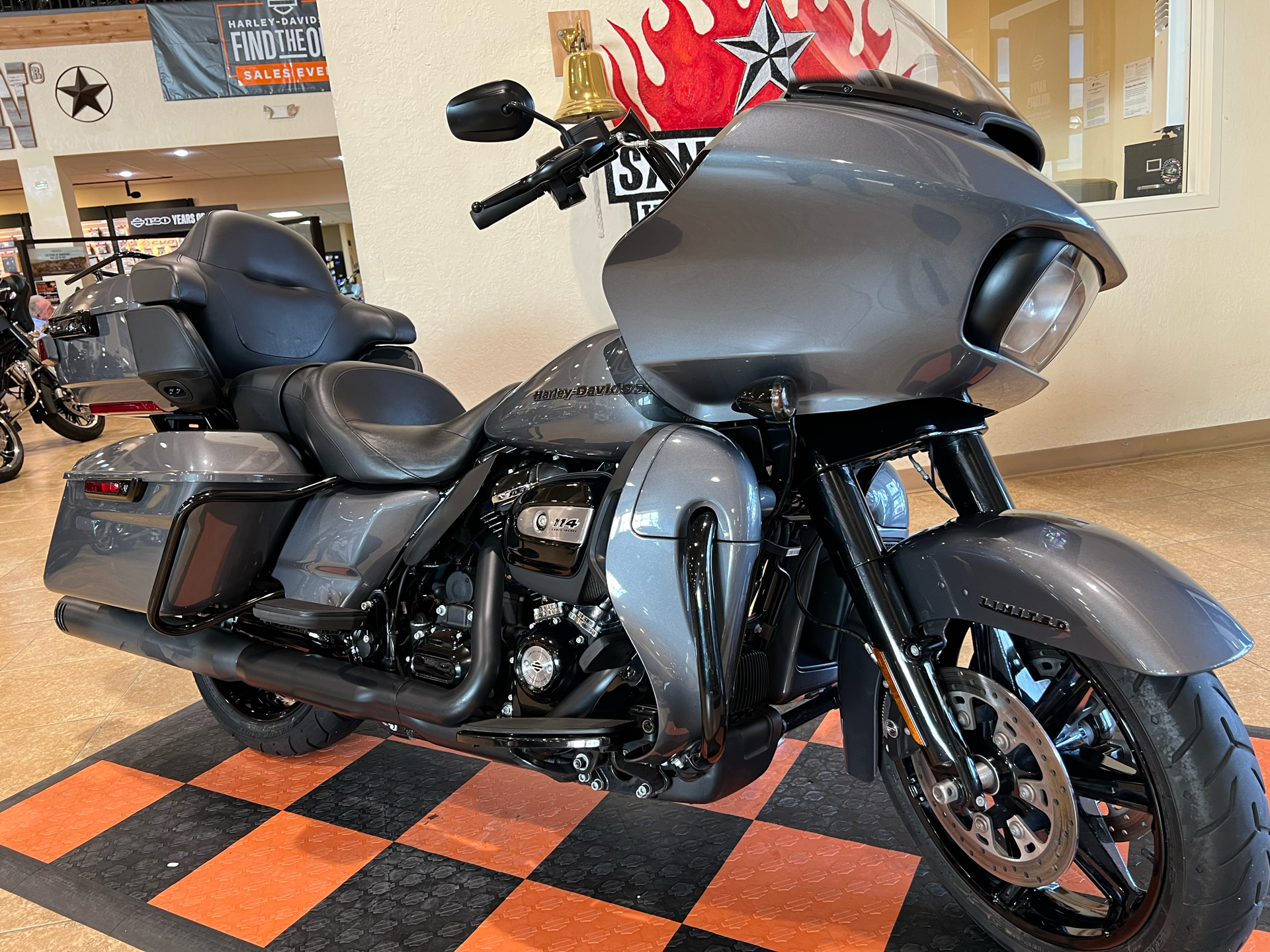2021 Harley-Davidson Road Glide® Limited in Pasadena, Texas - Photo 2