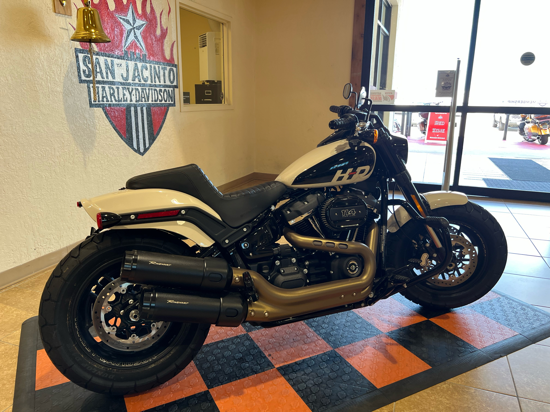 2022 Harley-Davidson Fat Bob® 114 in Pasadena, Texas - Photo 3
