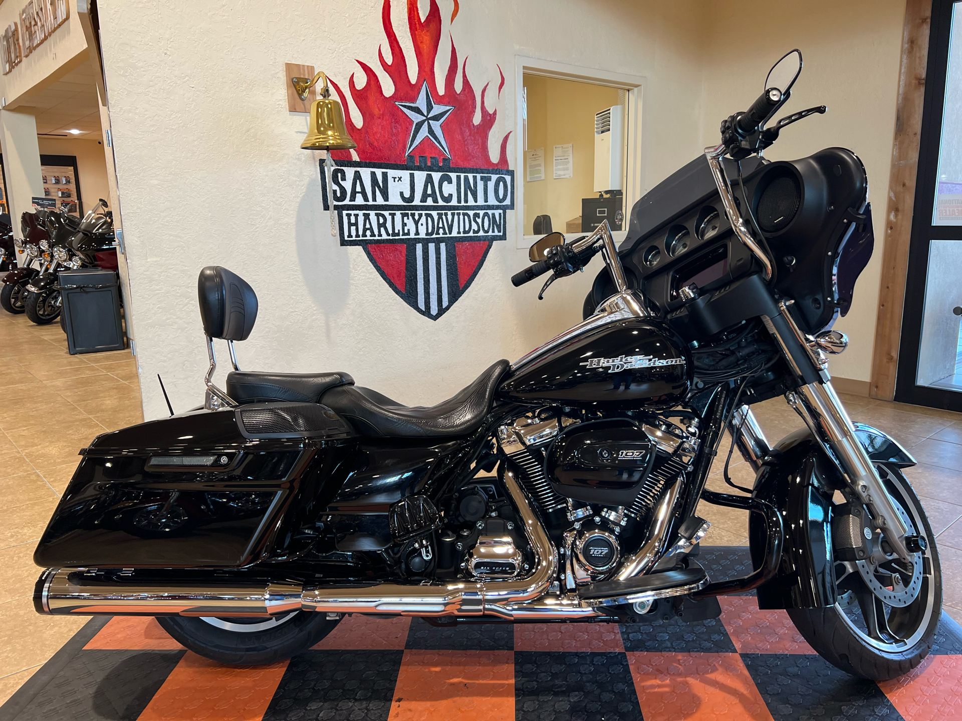 2019 Harley-Davidson Street Glide® in Pasadena, Texas - Photo 1