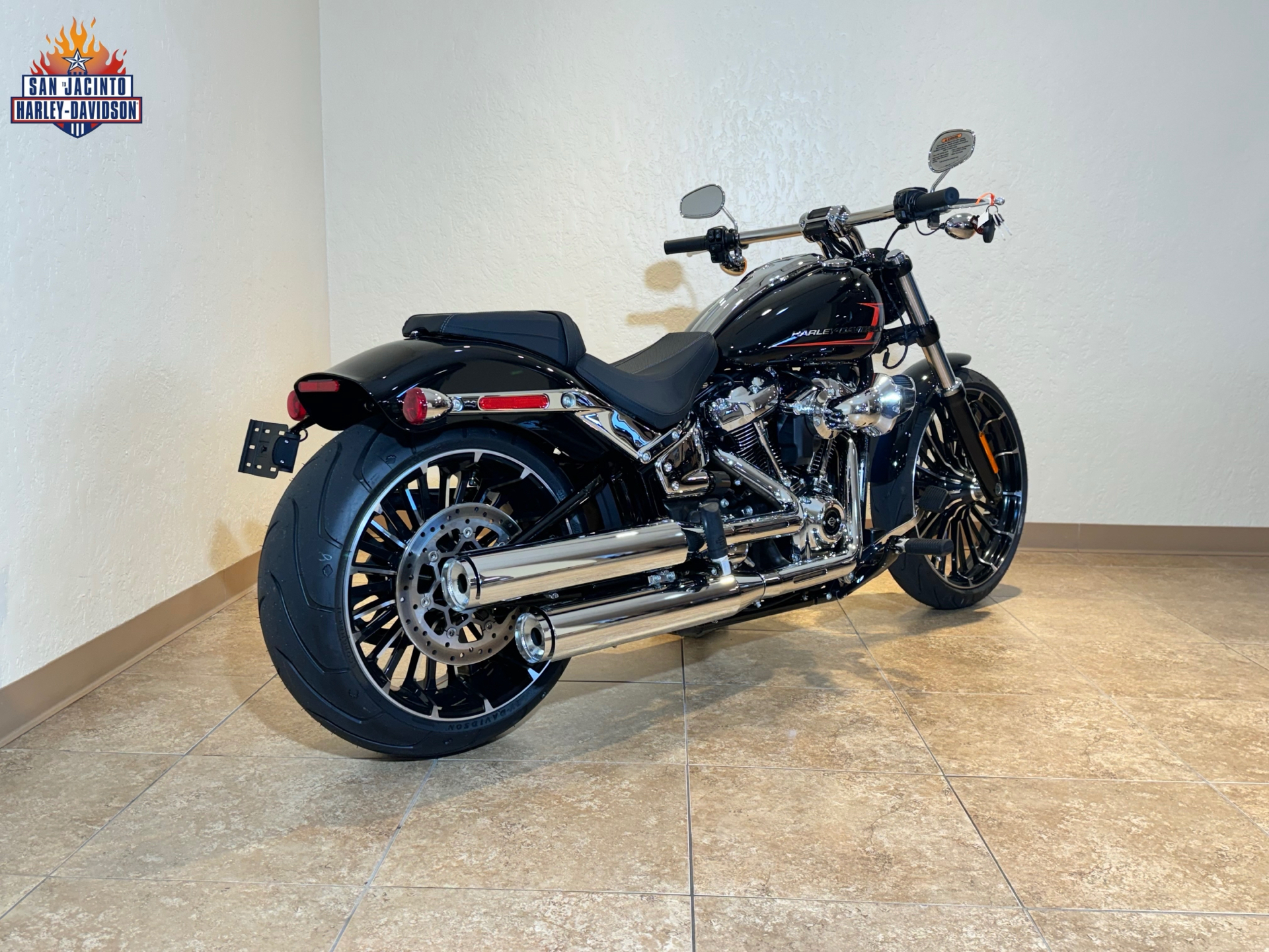 2024 Harley-Davidson Breakout® in Pasadena, Texas - Photo 3