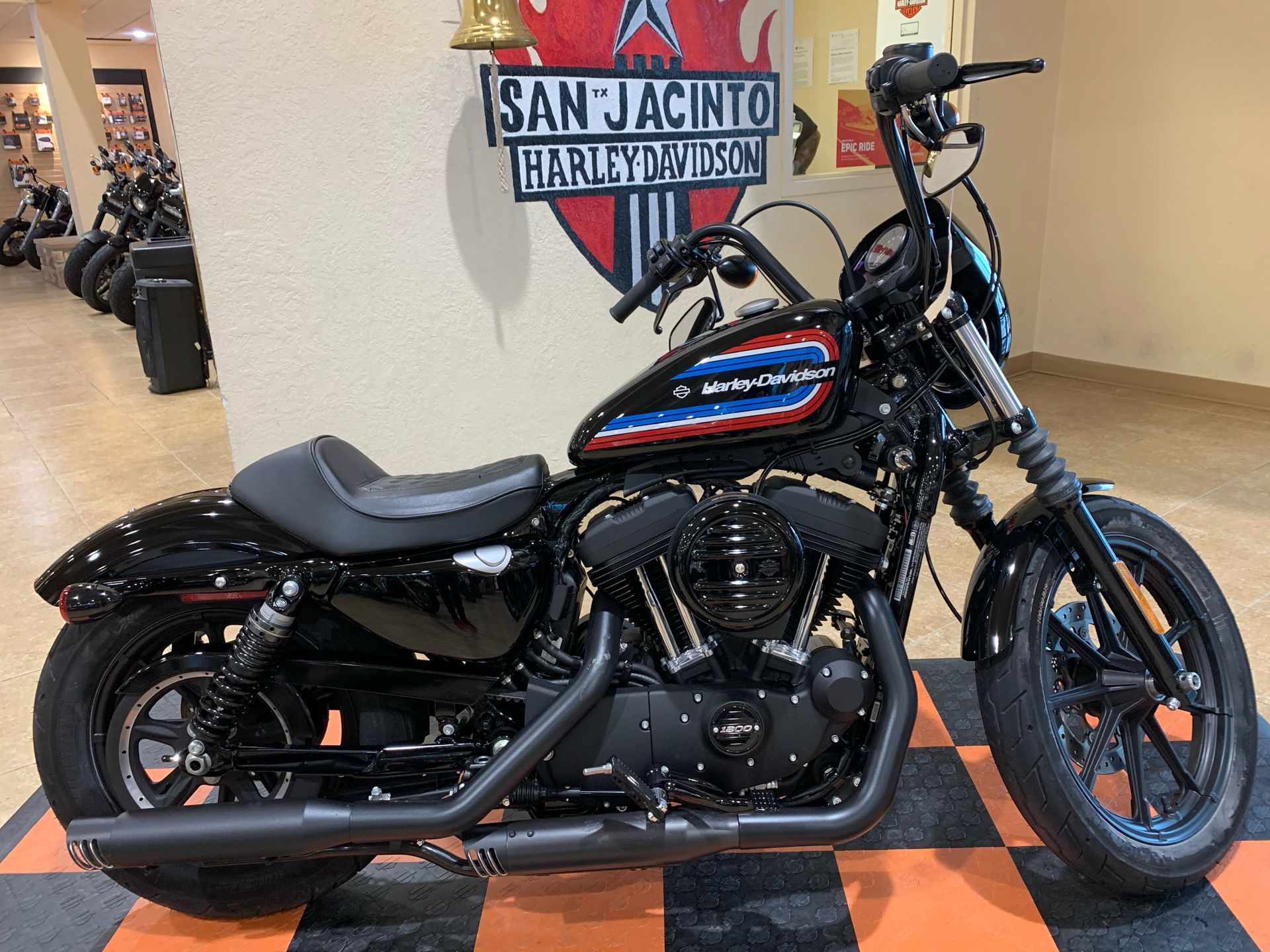 Certified Pre Owned 2020 Harley Davidson Iron 1200 Motorcycles In Pasadena Tx 434859 Vivid Black