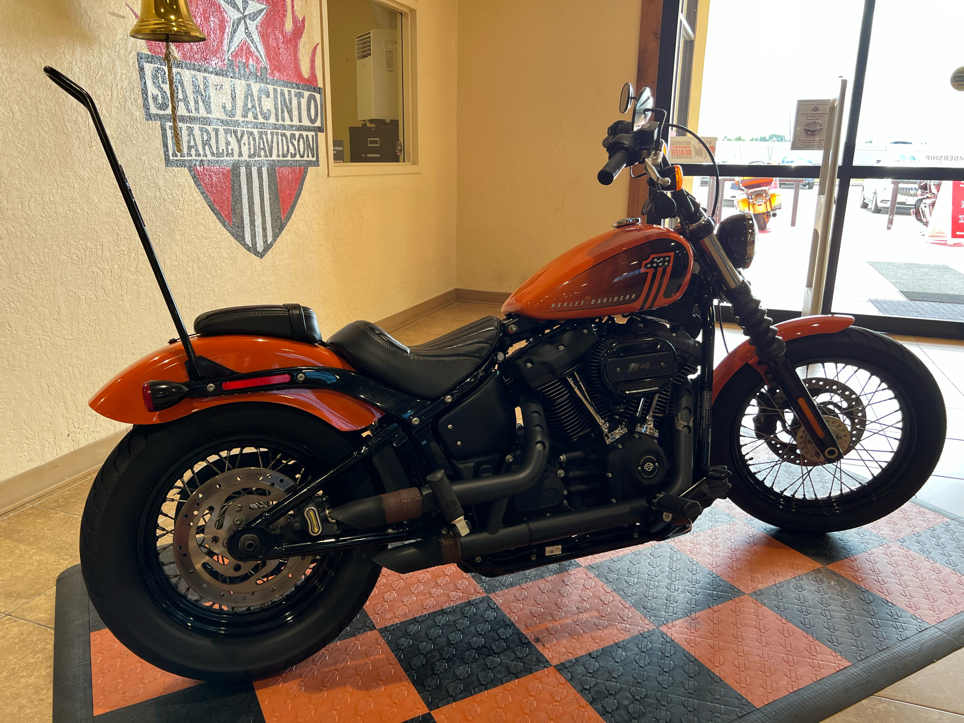 2021 Harley-Davidson Street Bob® 114 in Pasadena, Texas - Photo 3