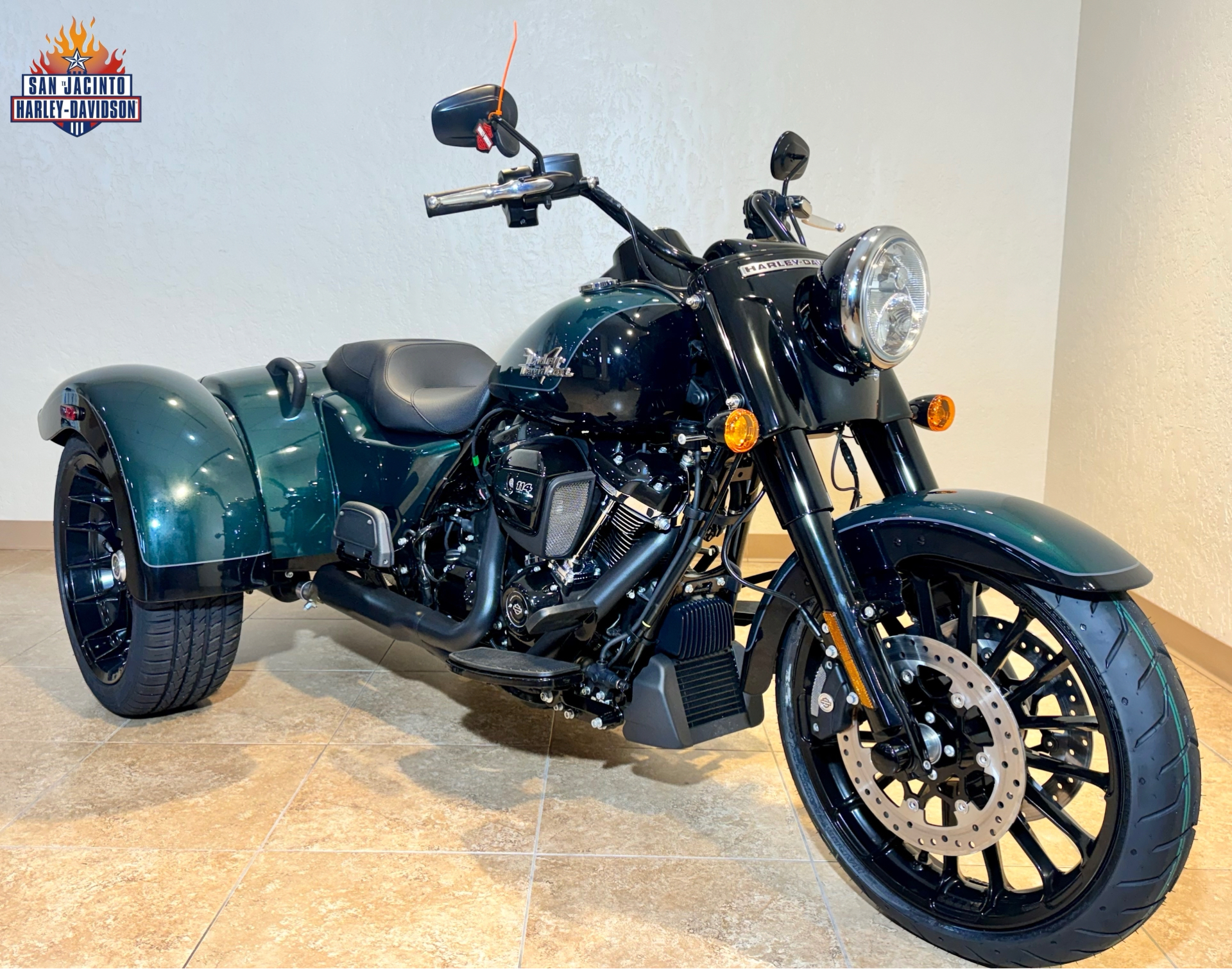 2024 Harley-Davidson Freewheeler® in Pasadena, Texas - Photo 2