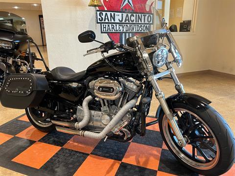 2013 Harley-Davidson Sportster® 883 SuperLow® in Pasadena, Texas - Photo 2