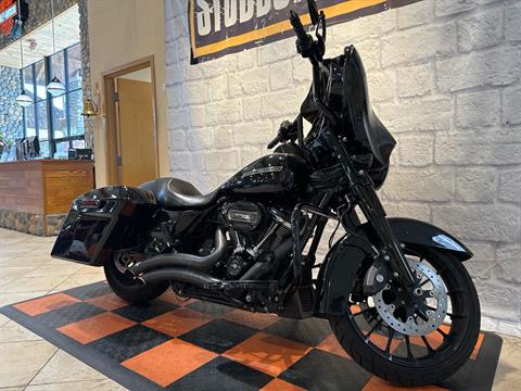 2018 Harley-Davidson Street Glide® Special in Houston, Texas - Photo 3