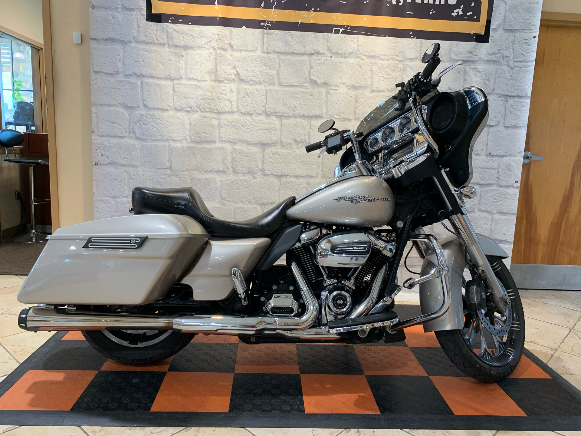 2018 Harley-Davidson Street Glide® in Houston, Texas - Photo 1