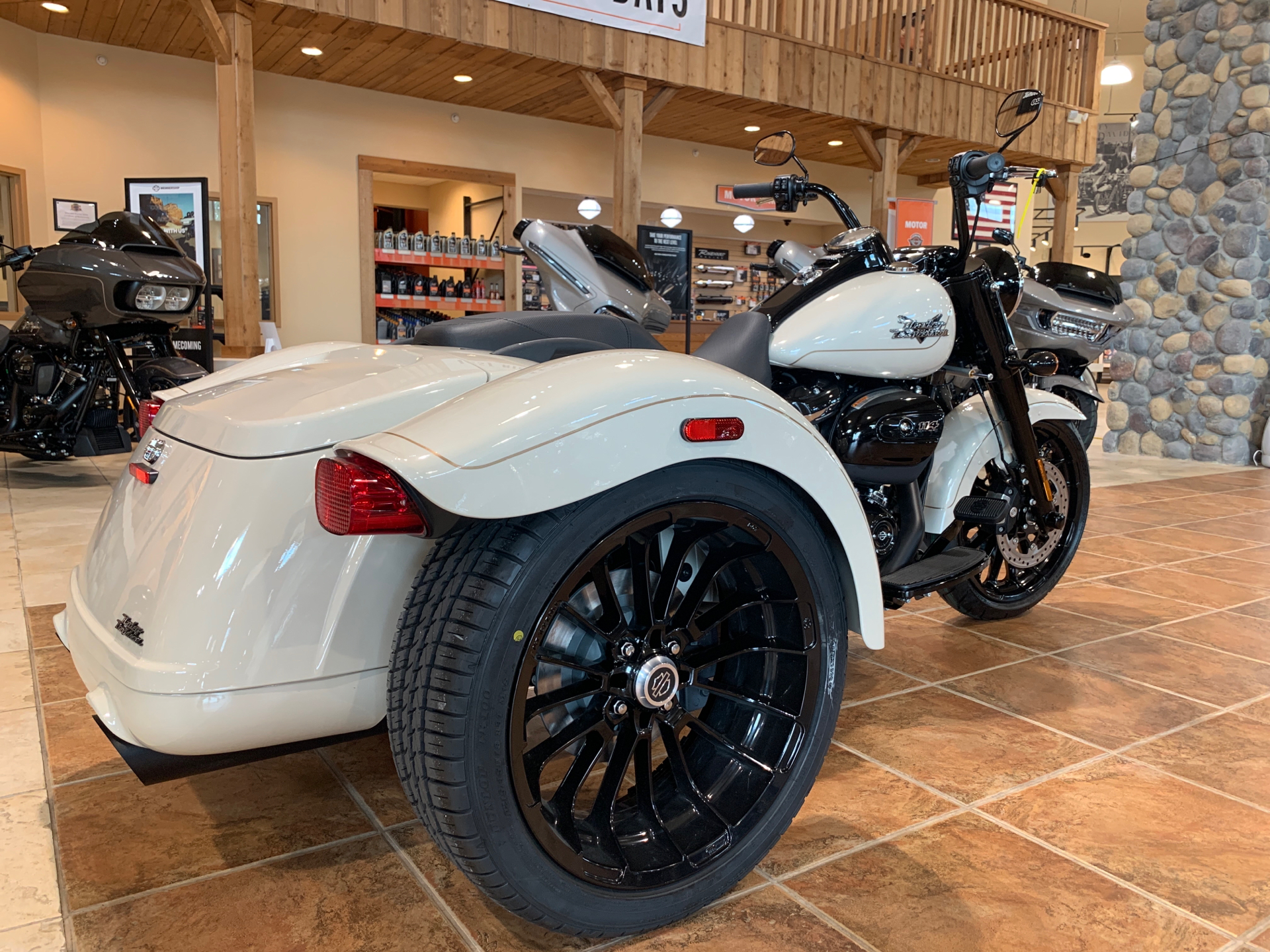 2023 Harley-Davidson Freewheeler® in Houston, Texas - Photo 5