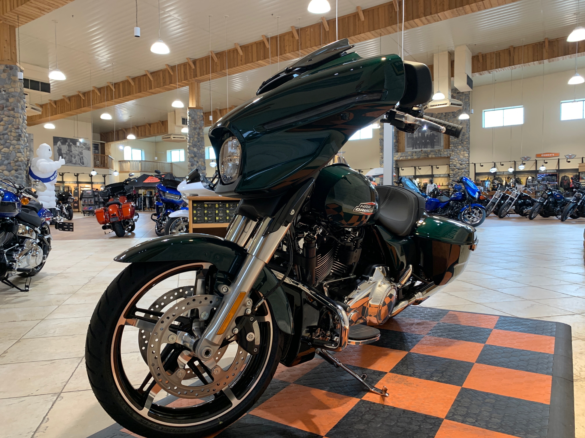 2024 Harley-Davidson Street Glide® in Houston, Texas - Photo 9