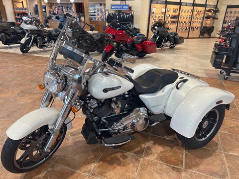2019 Harley-Davidson Freewheeler® in Houston, Texas - Photo 2