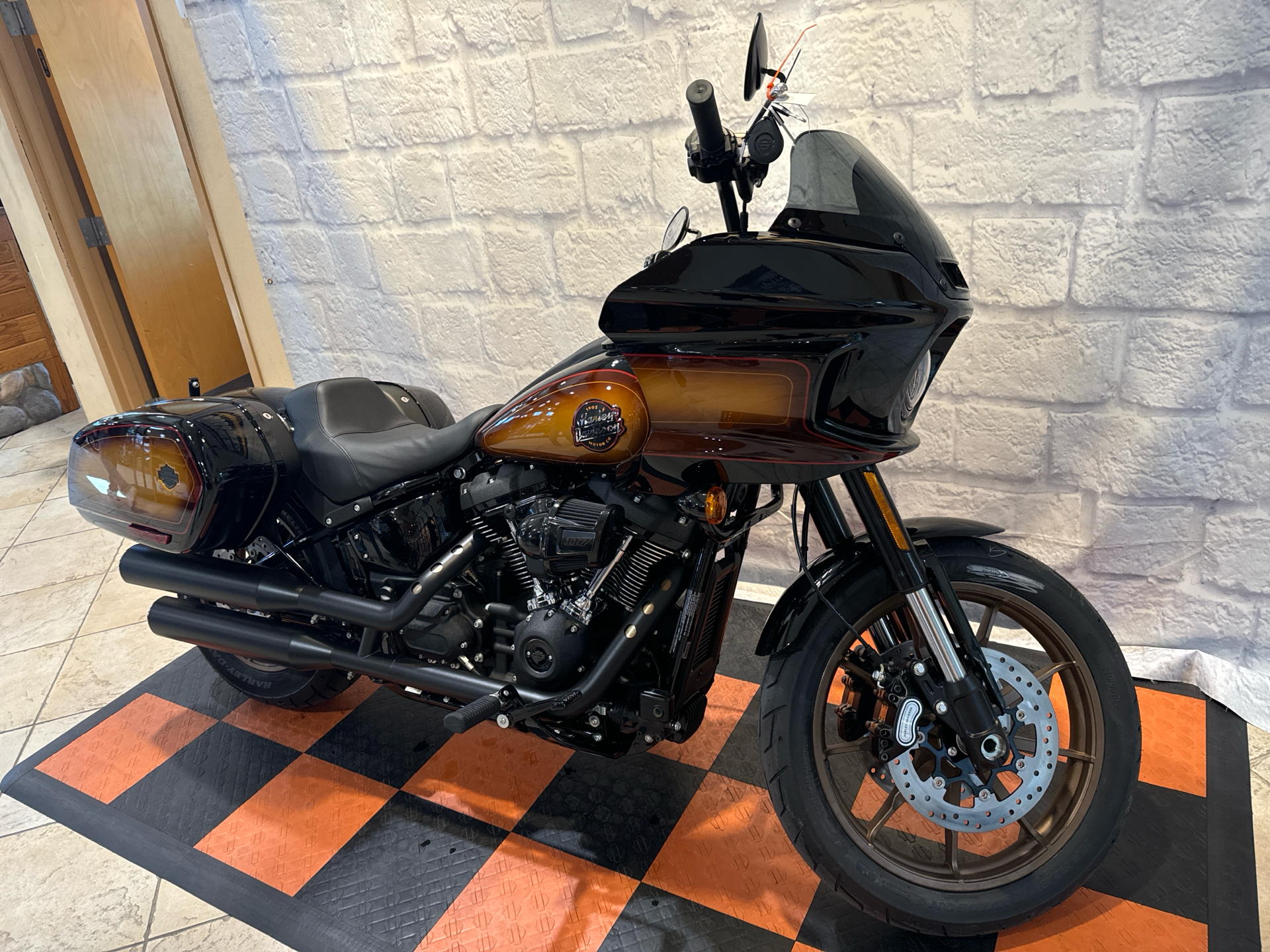 2024 Harley-Davidson Low Rider® ST in Houston, Texas - Photo 3