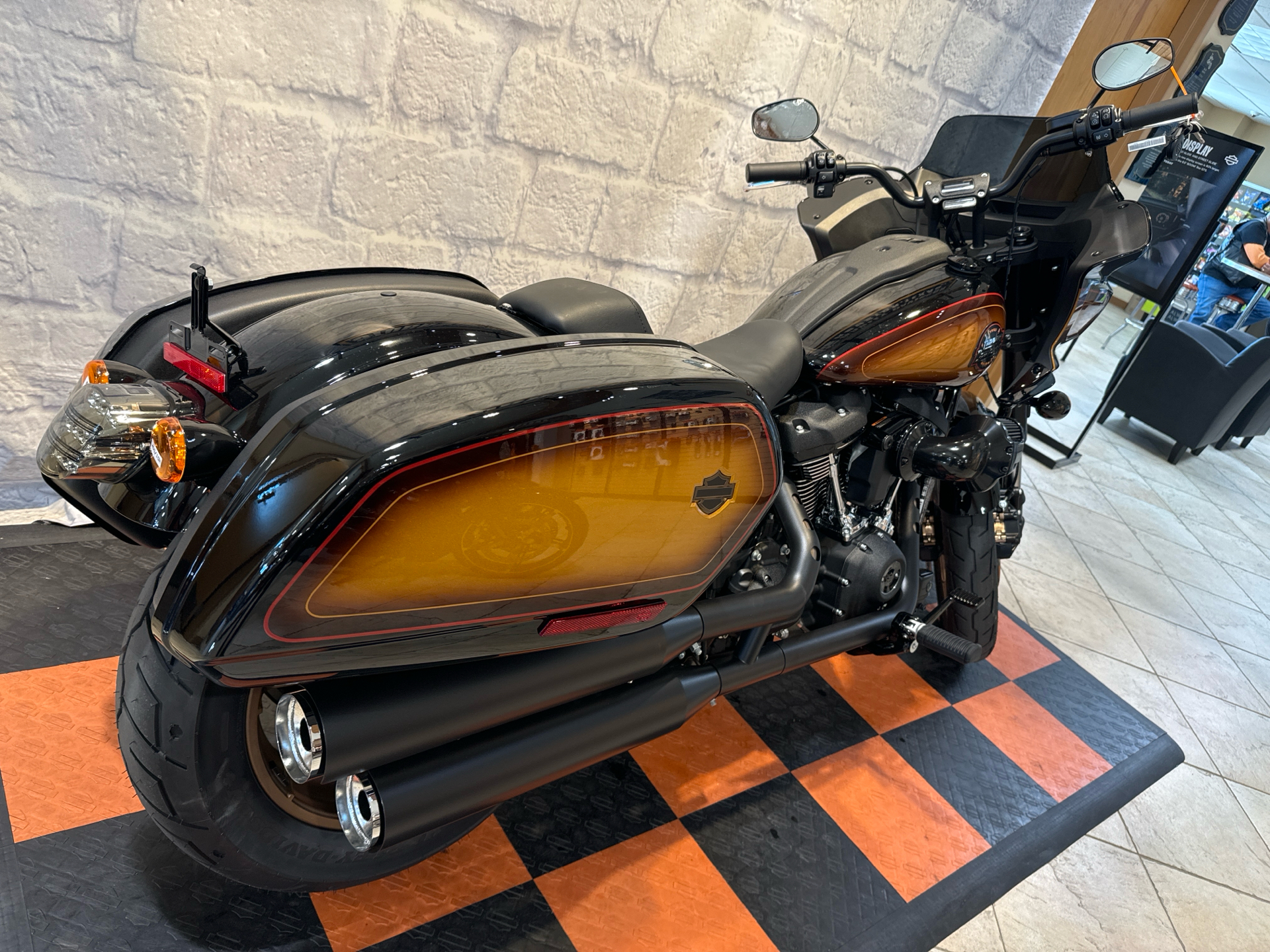 2024 Harley-Davidson Low Rider® ST in Houston, Texas - Photo 4