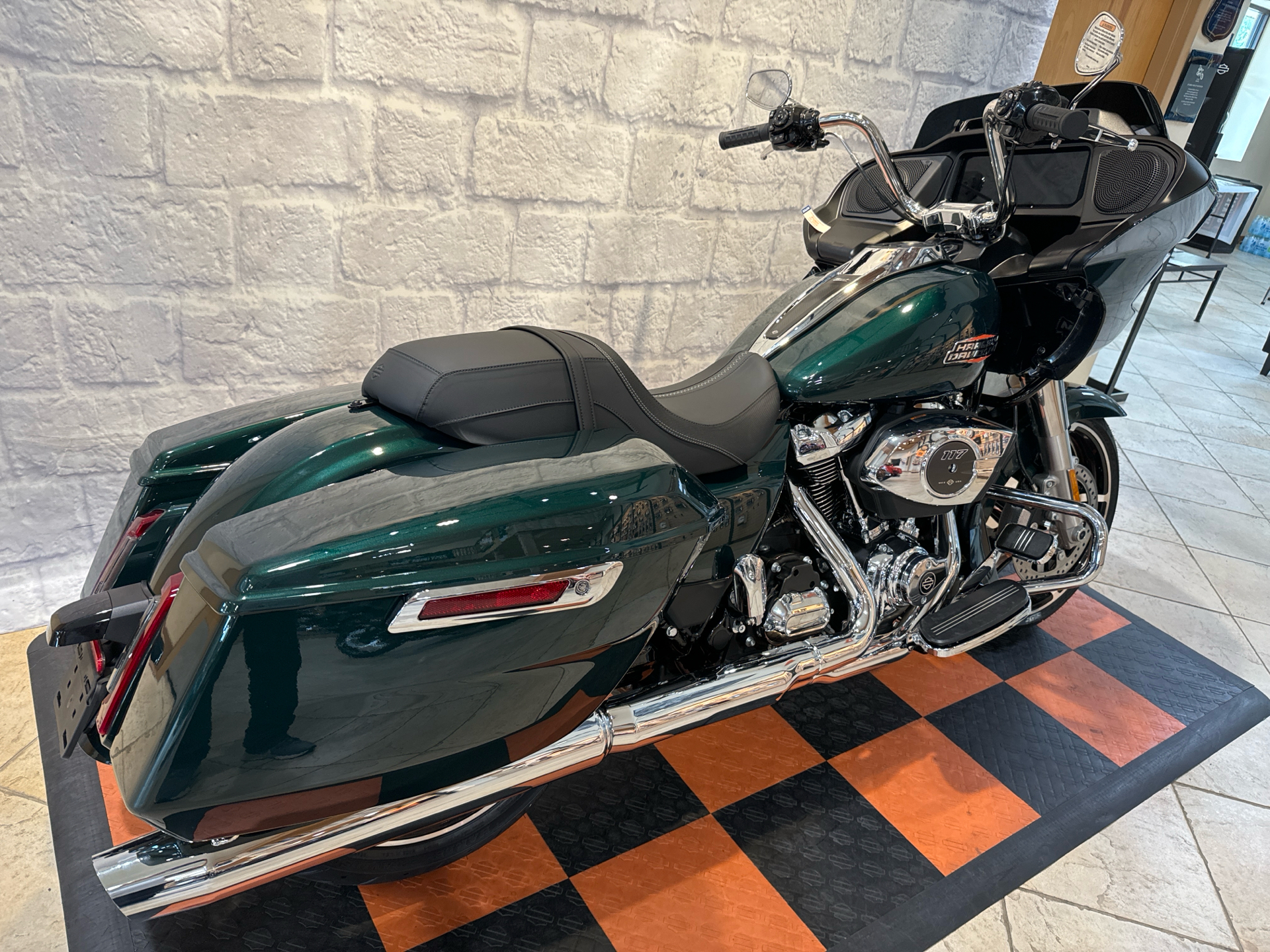 2024 Harley-Davidson Road Glide® in Houston, Texas - Photo 3