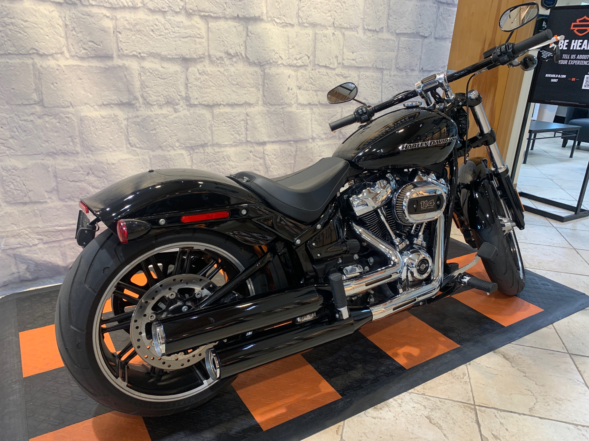 2019 Harley-Davidson Breakout® 114 in Houston, Texas - Photo 2