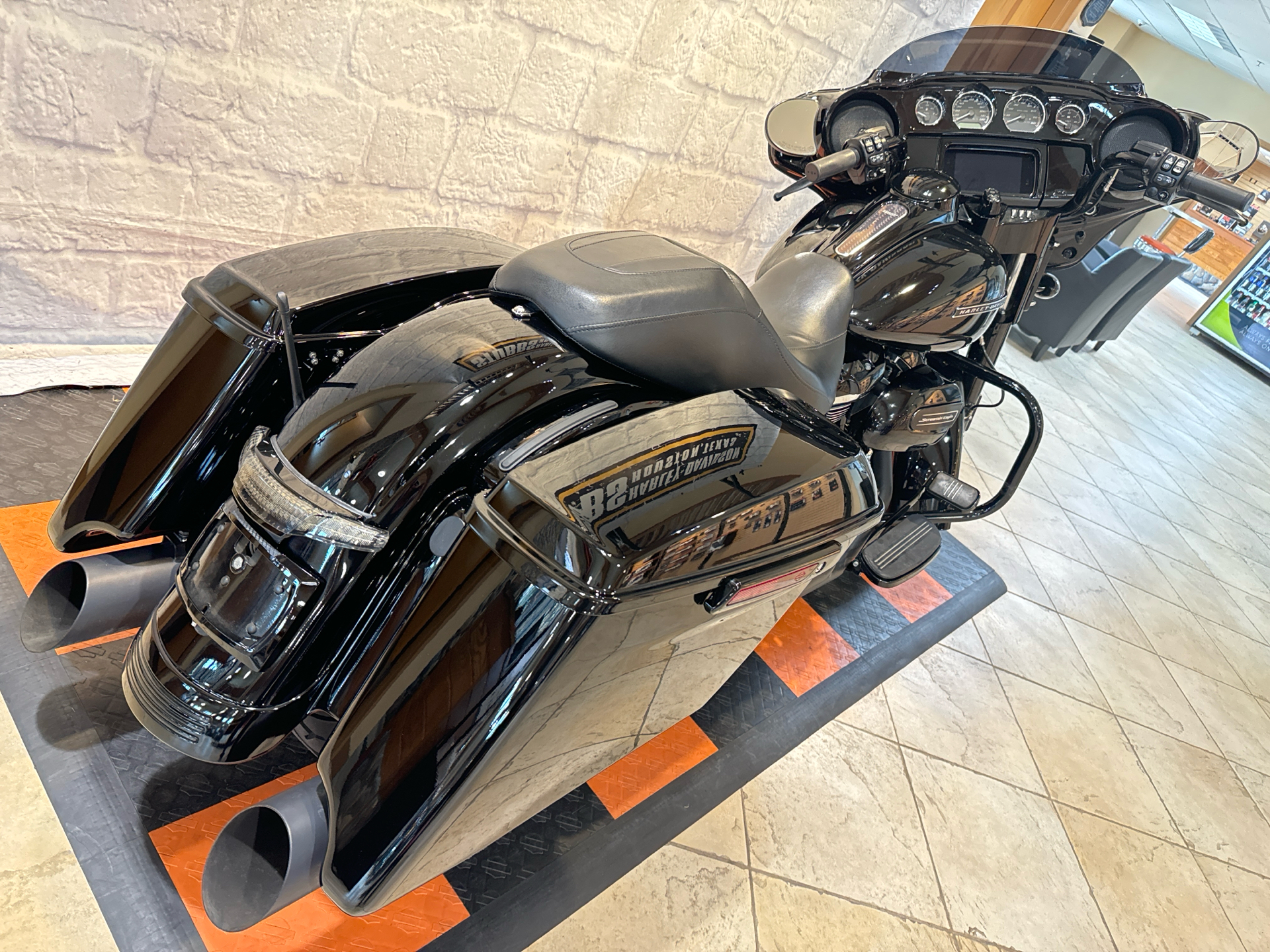 2020 Harley-Davidson Street Glide® Special in Houston, Texas - Photo 3