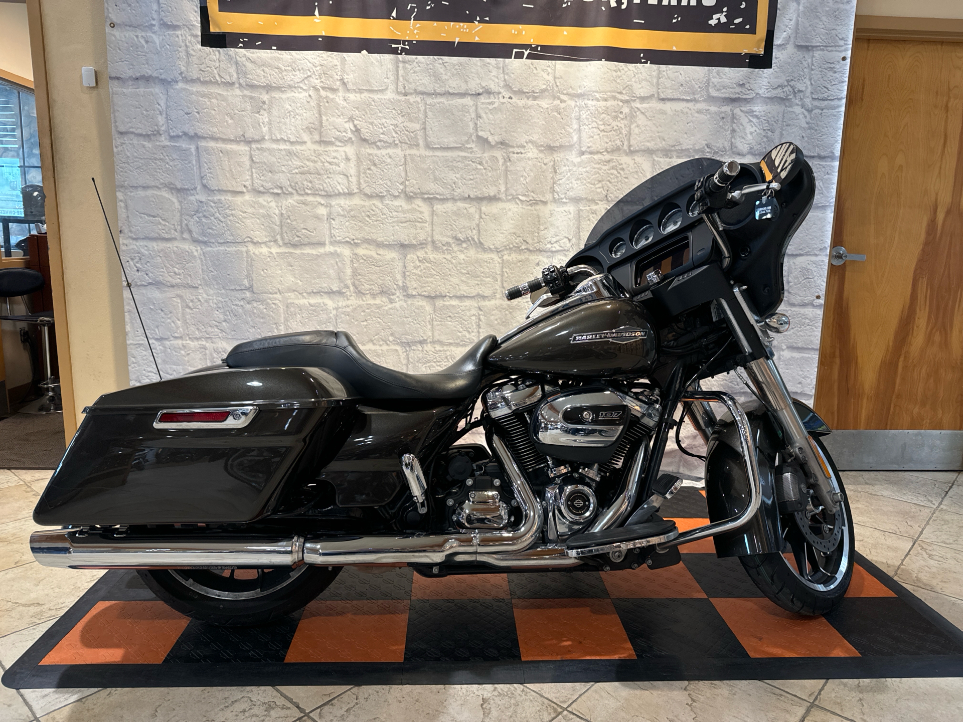 2021 Harley-Davidson Street Glide® in Houston, Texas - Photo 1