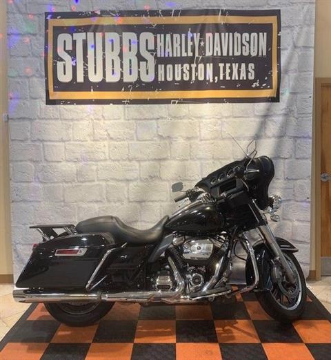 2017 Harley-Davidson STREETGLIDE in Houston, Texas