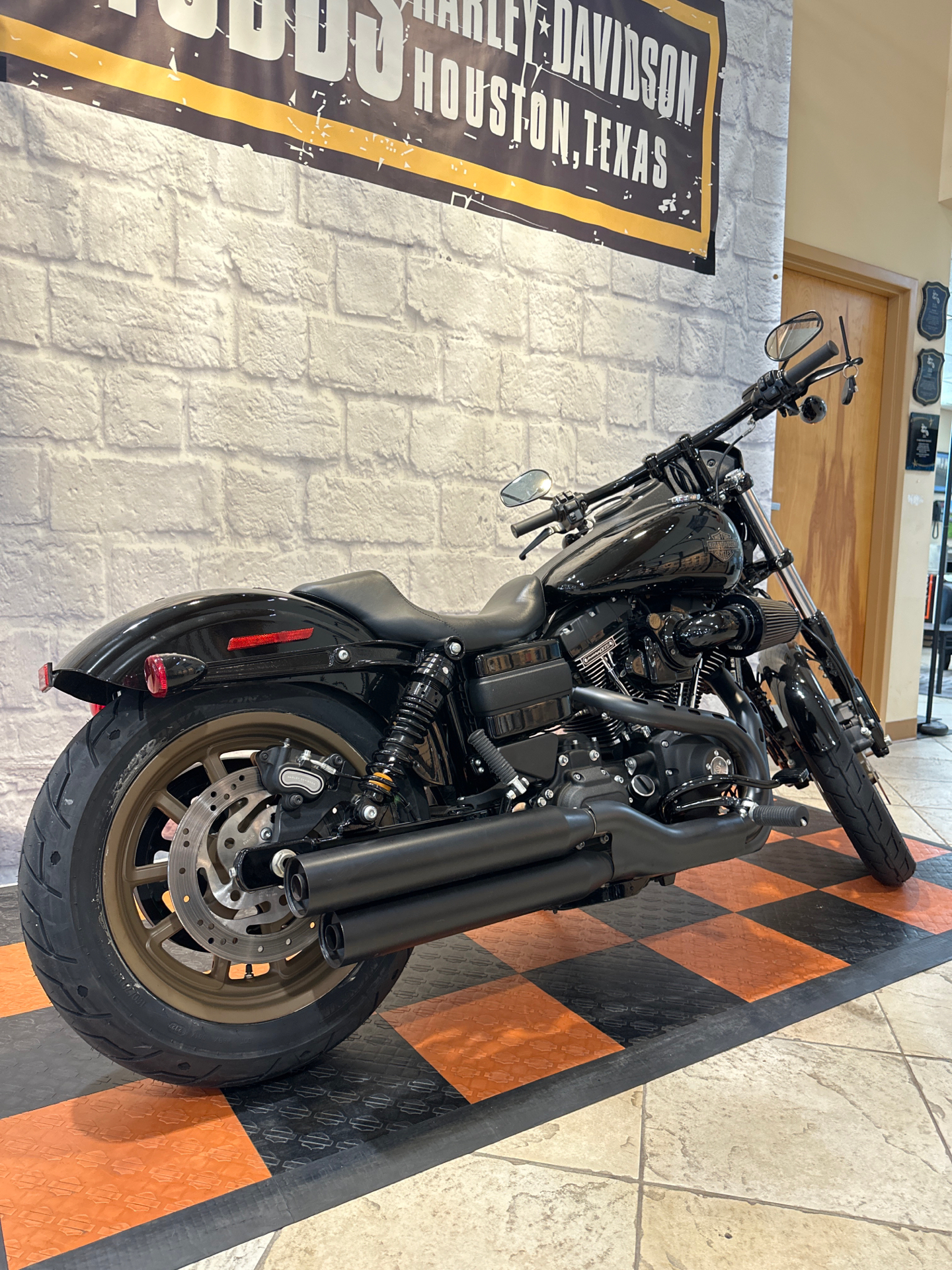 2017 Harley-Davidson Low Rider® S in Houston, Texas - Photo 4