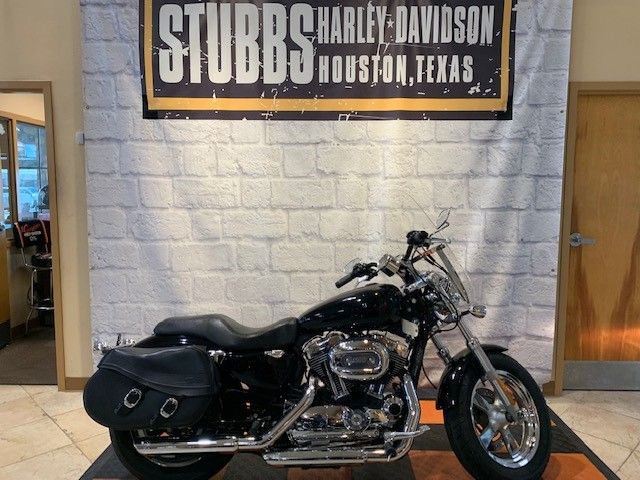 2011 Harley-Davidson 1200 CUSTOM in Houston, Texas - Photo 1