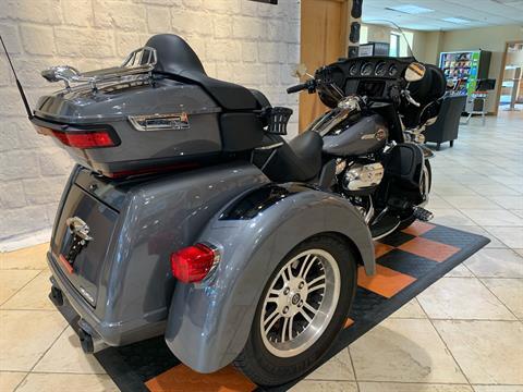 2022 Harley-Davidson Tri Glide® Ultra in Houston, Texas - Photo 2