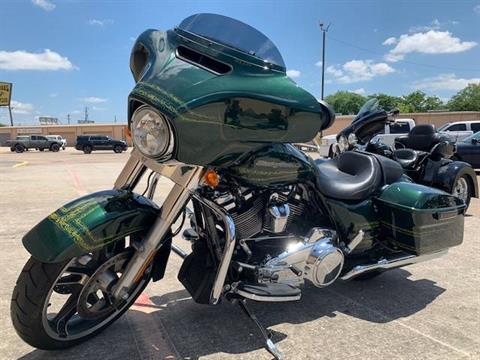 Used 19 Harley Davidson Streetglide Motorcycles In Houston Tx Kinetic Green