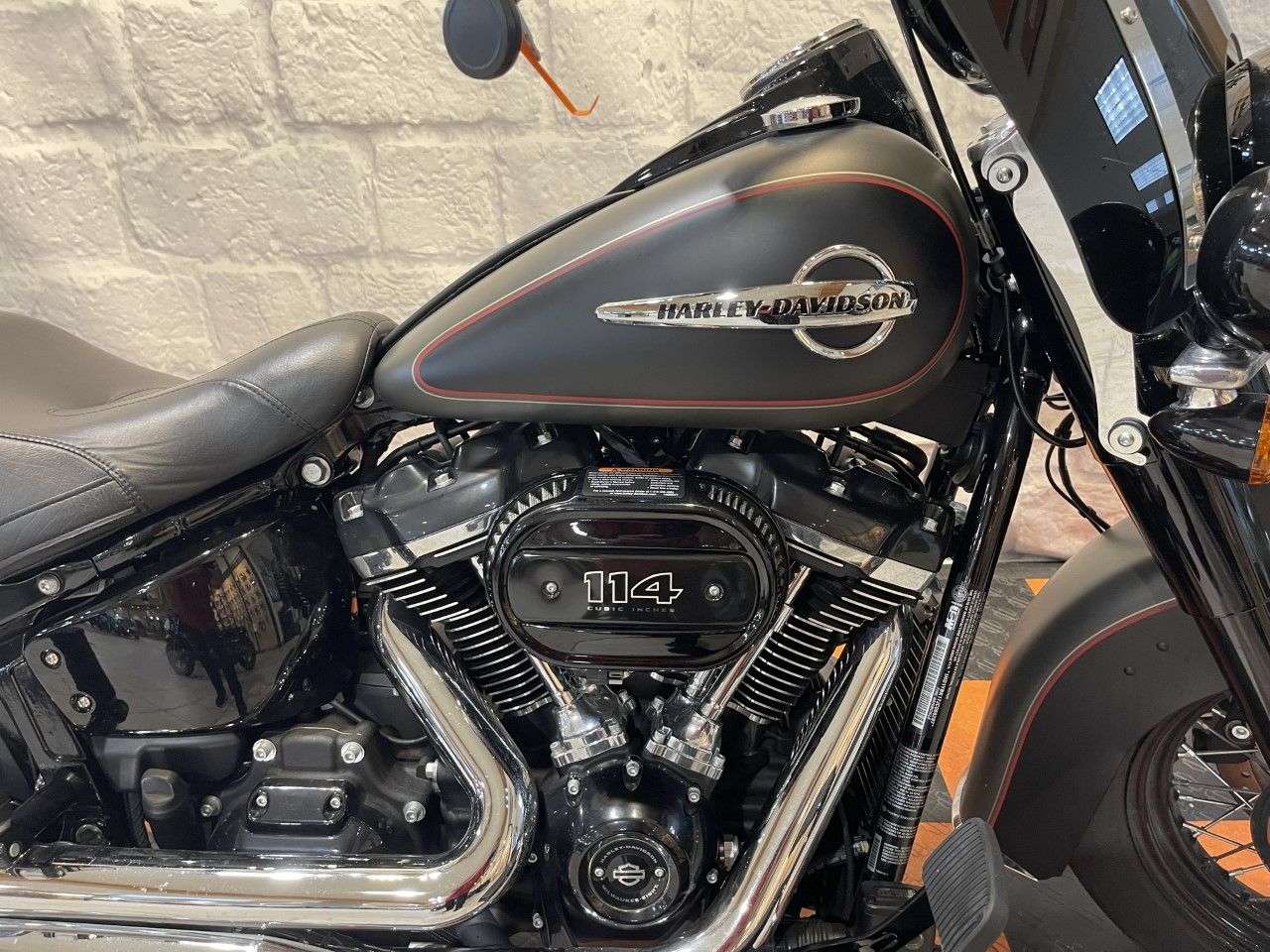 2018 Harley-Davidson Heritage Classic 114 in Houston, Texas - Photo 4