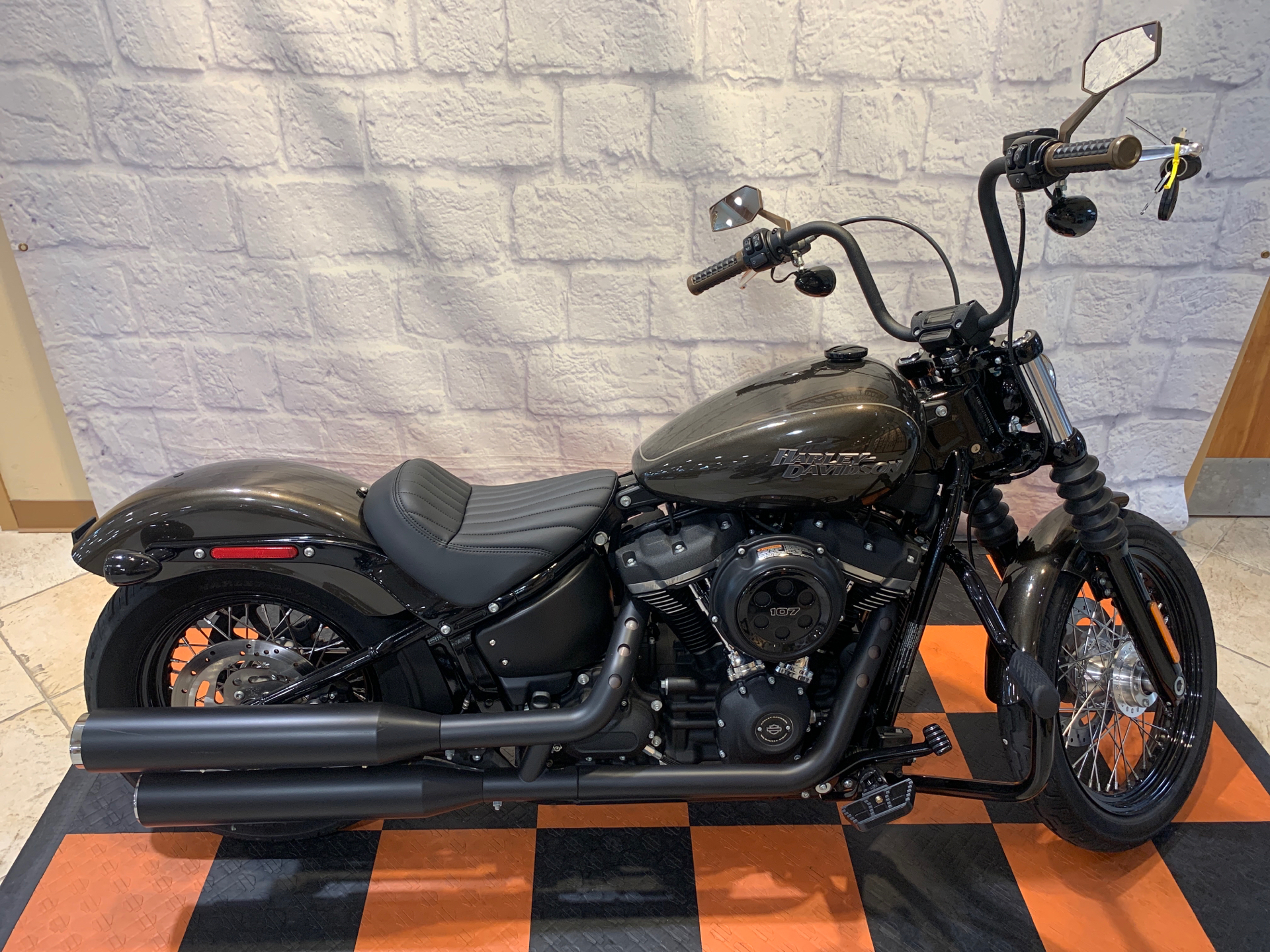 2020 Harley-Davidson Street Bob® in Houston, Texas - Photo 2
