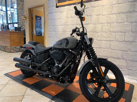 2024 Harley-Davidson Street Bob® 114 in Houston, Texas - Photo 4