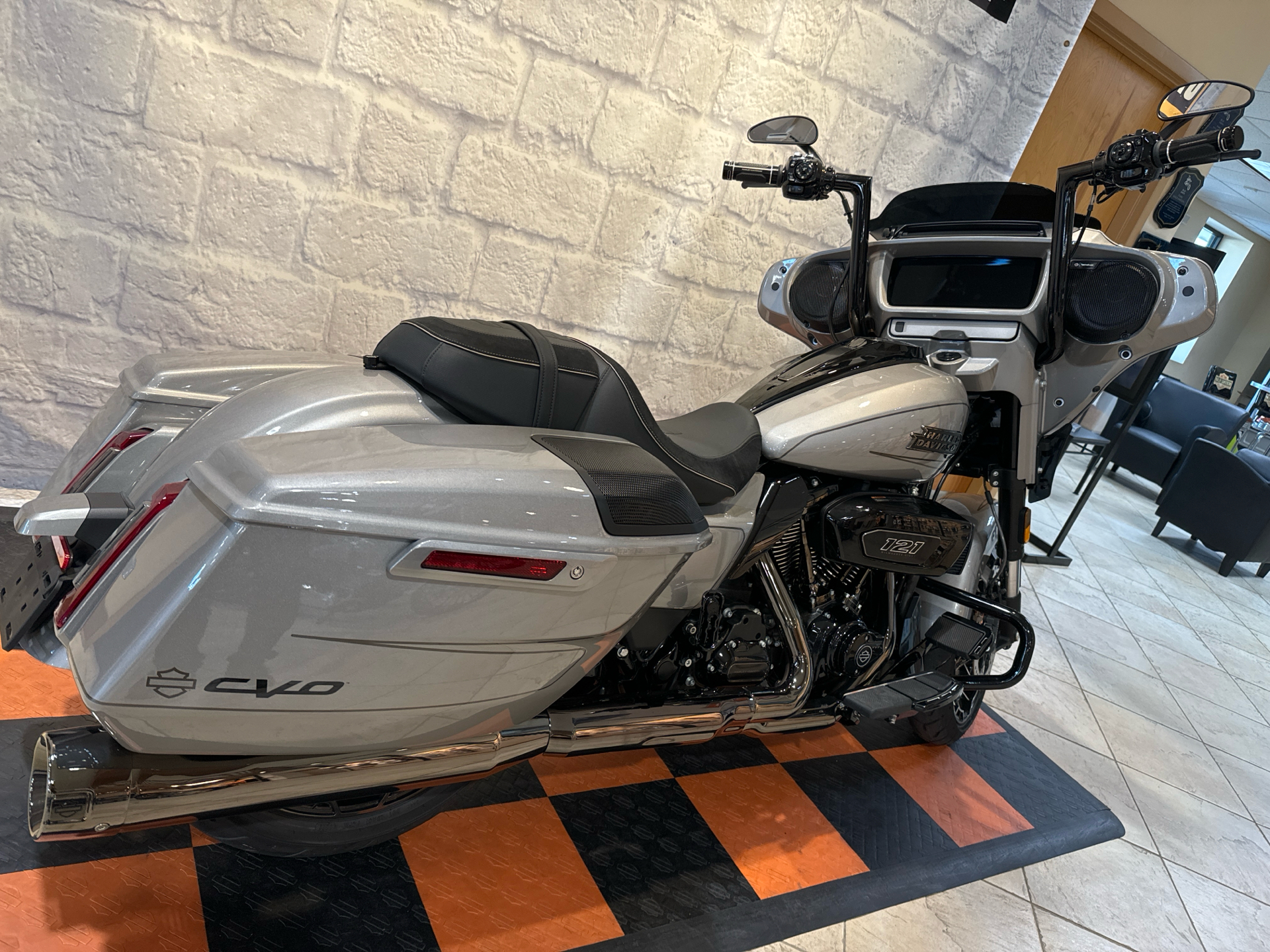 2023 Harley-Davidson CVO™ Street Glide® in Houston, Texas - Photo 1