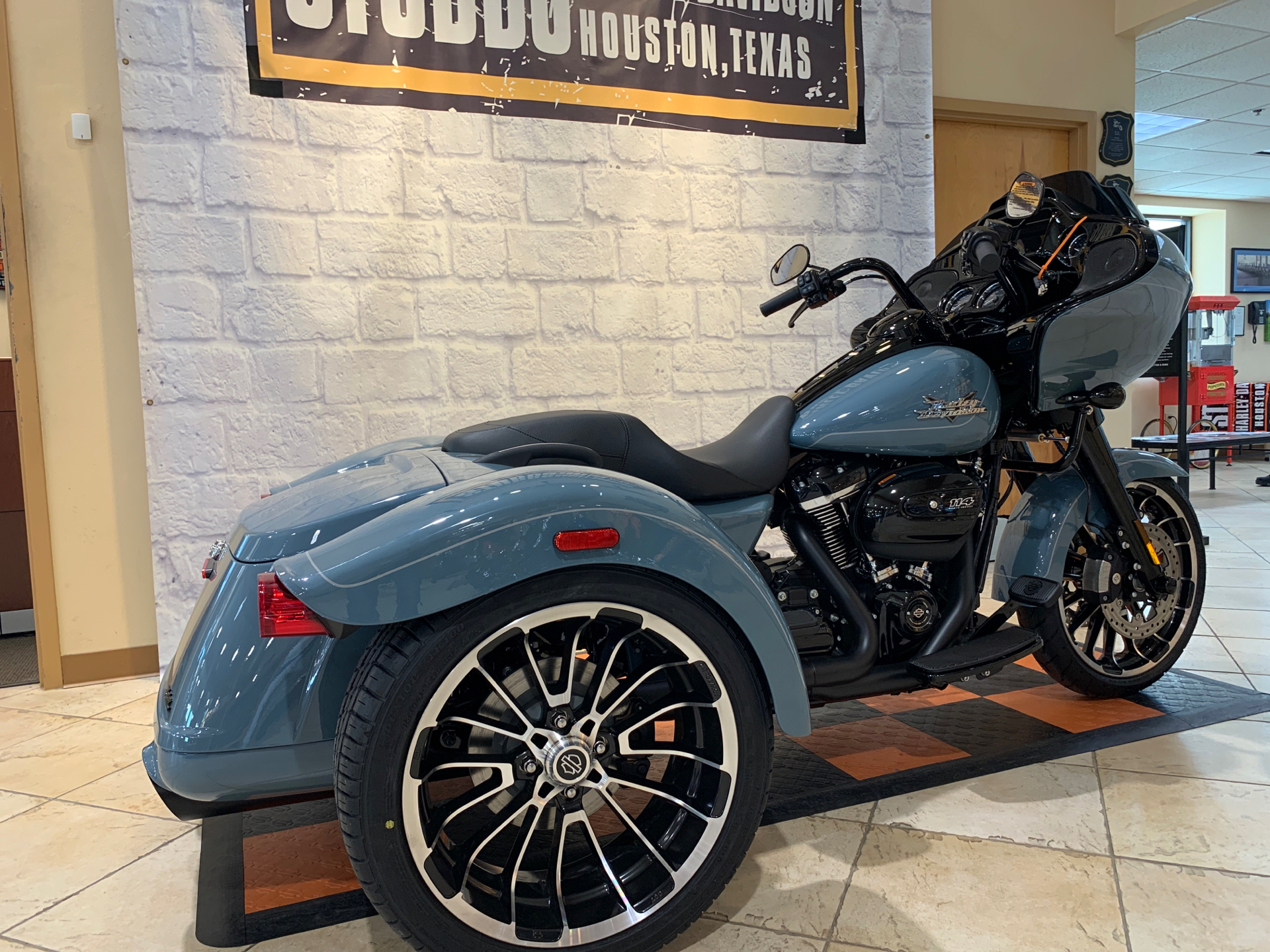 2024 Harley-Davidson Road Glide® 3 in Houston, Texas - Photo 2