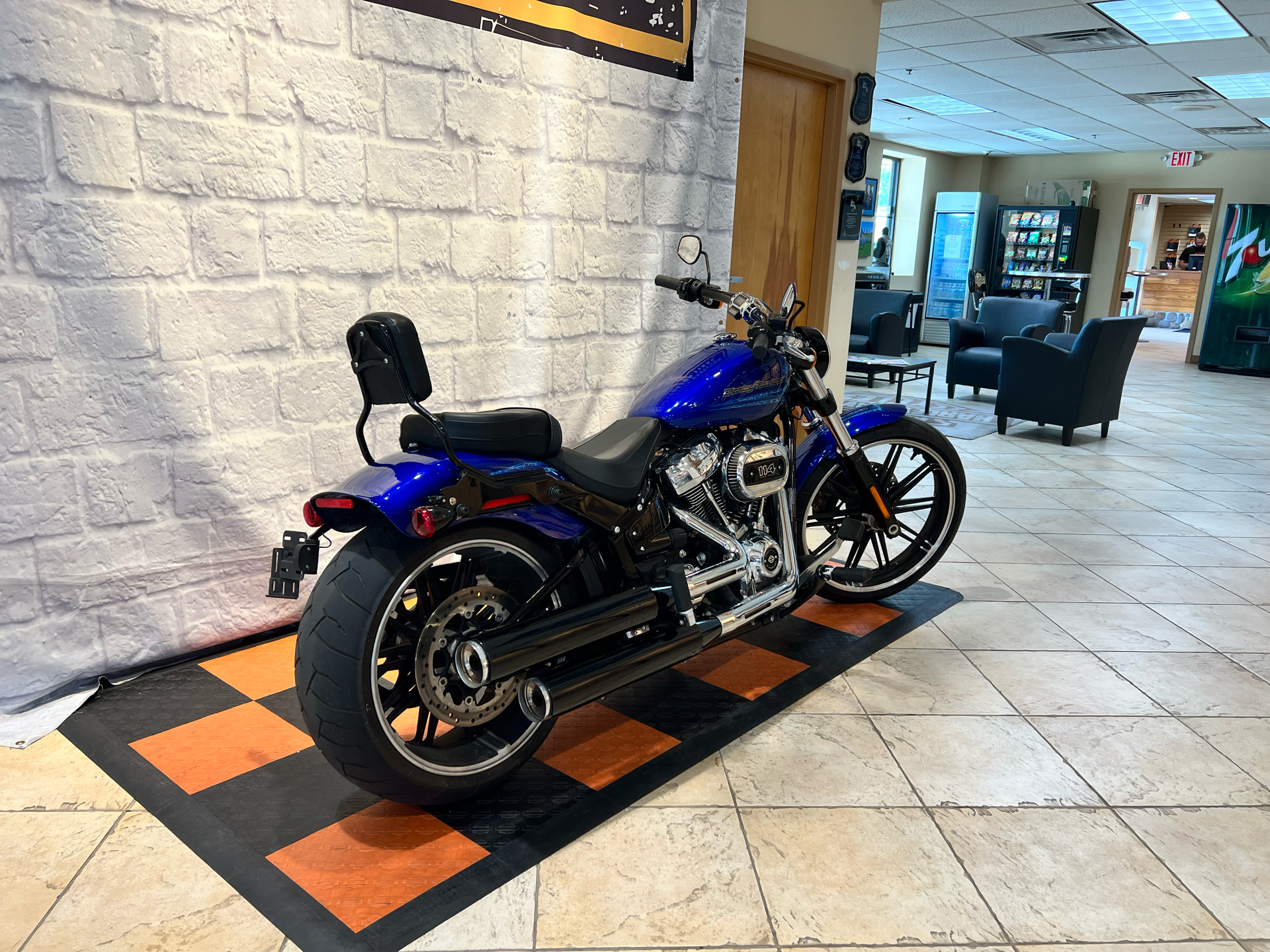 2019 Harley-Davidson Breakout® 114 in Houston, Texas - Photo 2