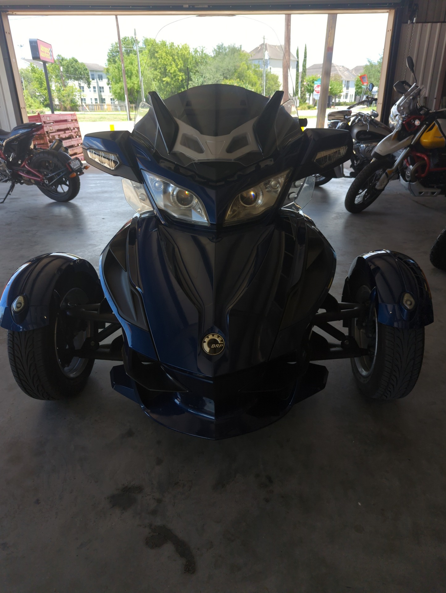 2010 Can-Am Spyder™ RT-S SM5 in Houston, Texas - Photo 2