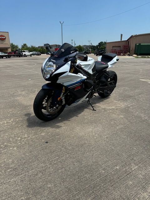 2023 Suzuki GSX-R750 in Houston, Texas - Photo 2