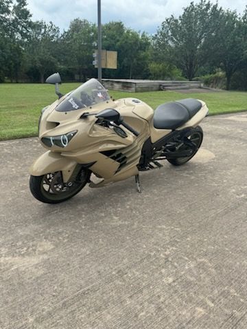 2016 Kawasaki Ninja ZX-14R ABS in Houston, Texas - Photo 2