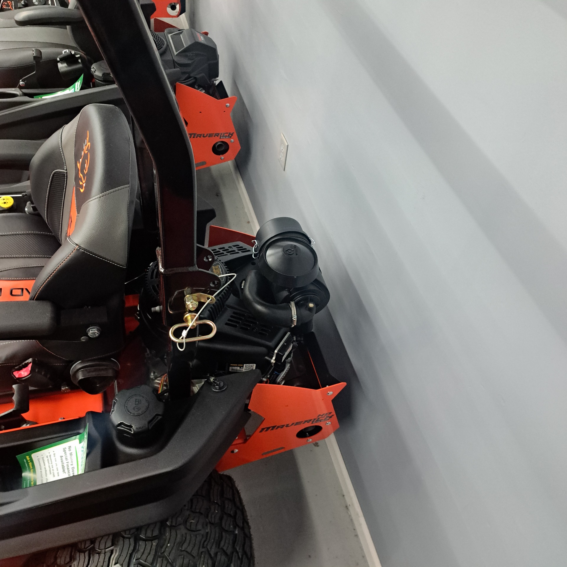 2024 Bad Boy Mowers Maverick HD 54 in. Vanguard EFI 28 hp in Lowell, Michigan - Photo 4