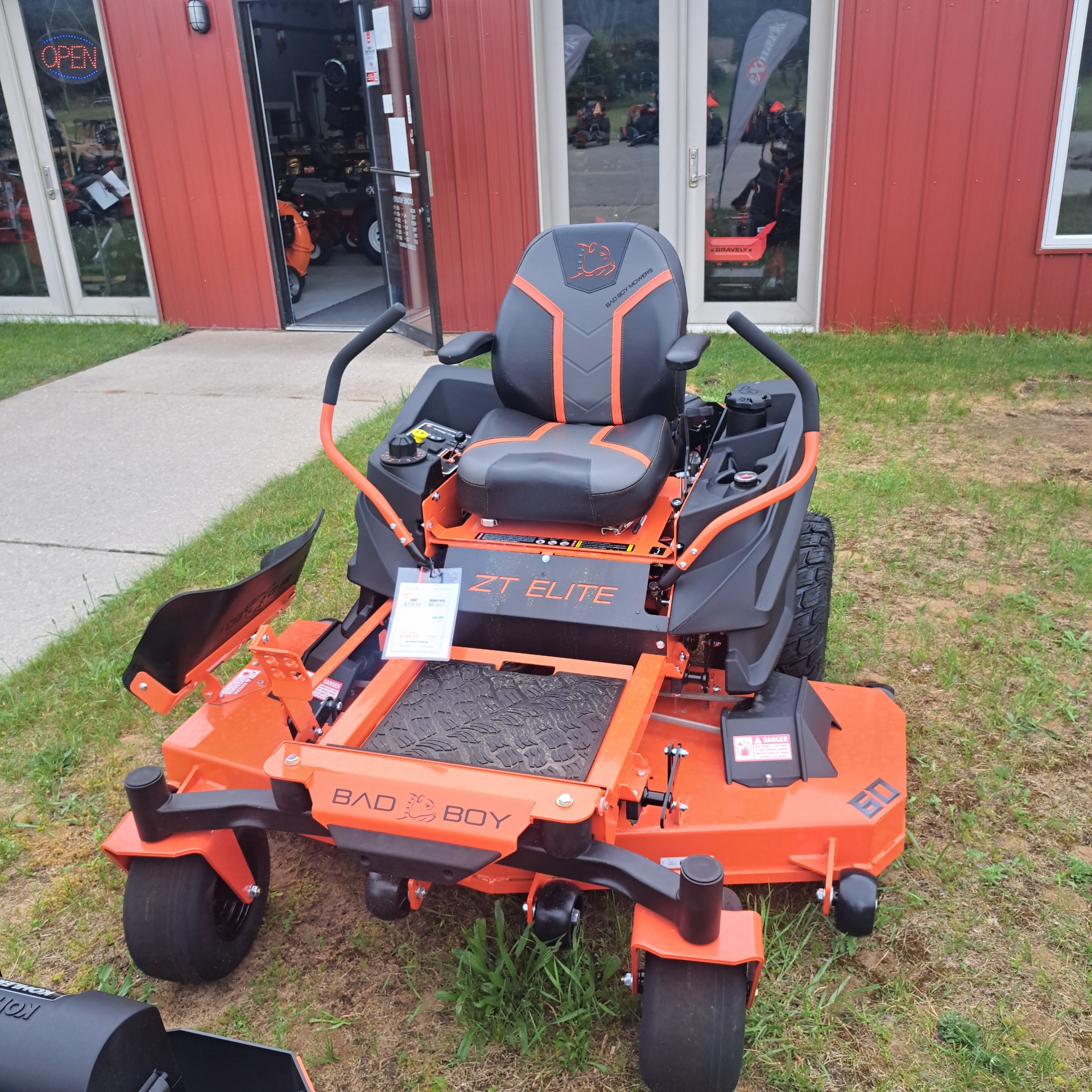 2024 Bad Boy Mowers ZT Elite 60 in. Briggs CXI27 27 hp in Lowell, Michigan - Photo 1