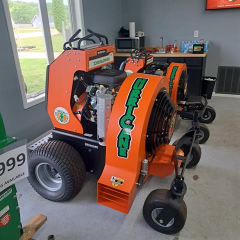 Billy Goat Z3001 Hurricane Blower in Lowell, Michigan - Photo 2