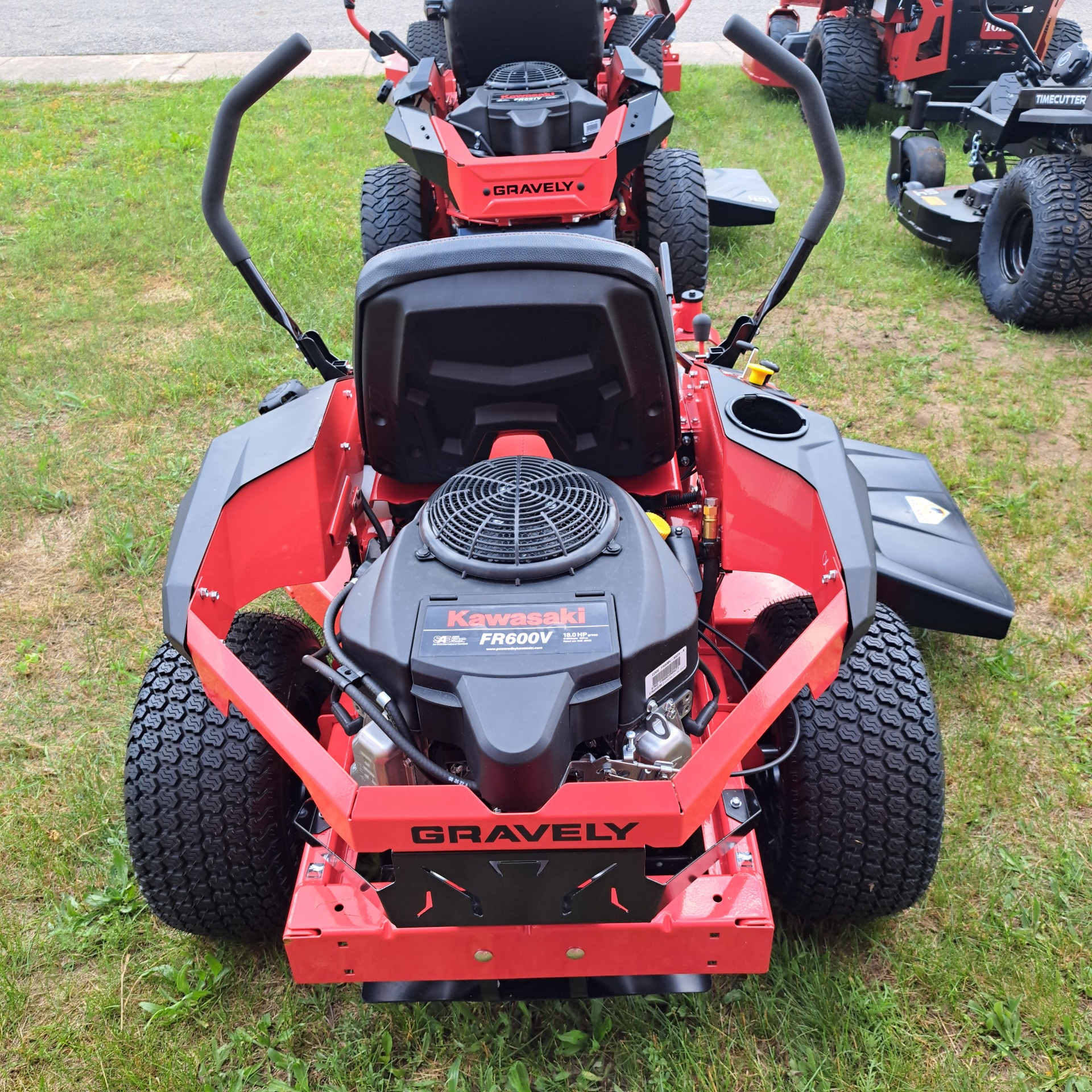 2024 Gravely USA ZT 42 in. Kawasaki FR600V 18 hp in Lowell, Michigan - Photo 4