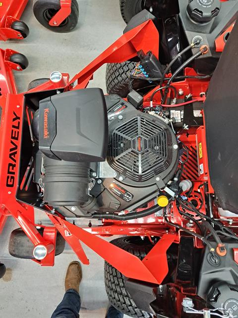 2022 Gravely USA Pro-Turn 660 60 in. Kawasaki FX1000 38.5 hp in Lowell, Michigan - Photo 5