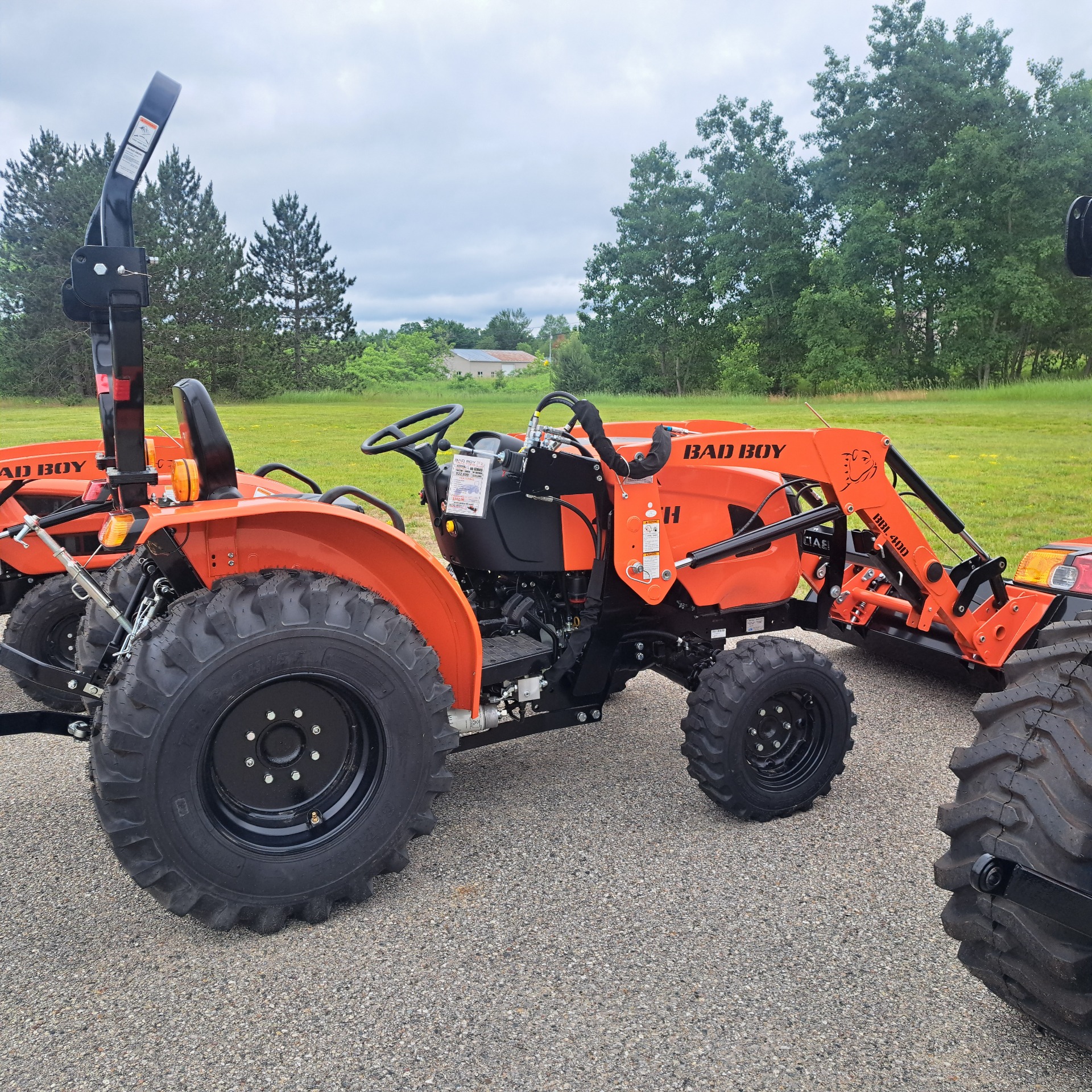 2024 Bad Boy Mowers 4025 with Loader in Lowell, Michigan - Photo 3