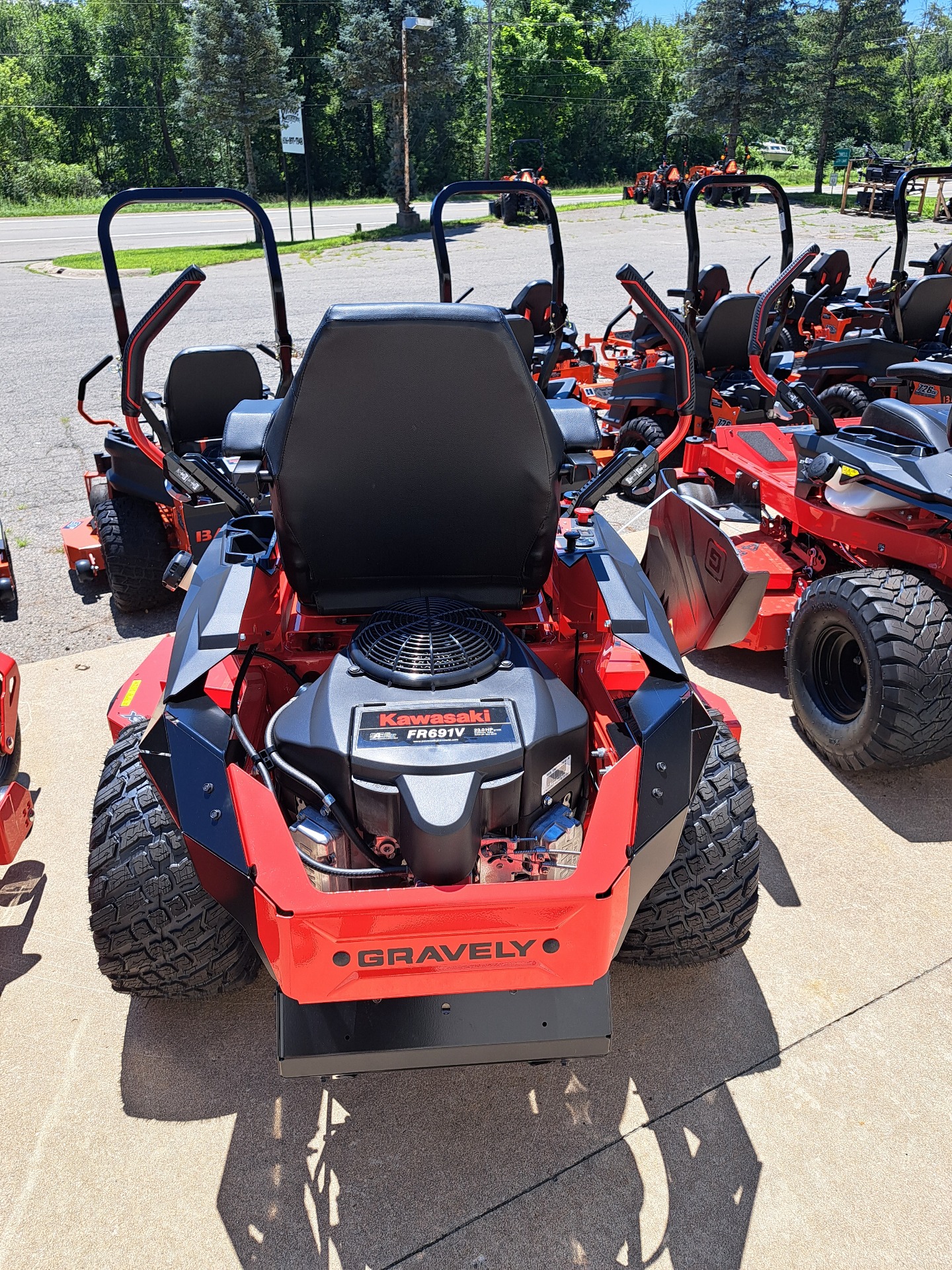 2023 Gravely USA ZT XL 52 in. Kawasaki FR691V 23 hp in Lowell, Michigan - Photo 4