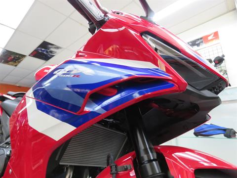 2024 Honda CBR500R ABS in Moline, Illinois - Photo 2