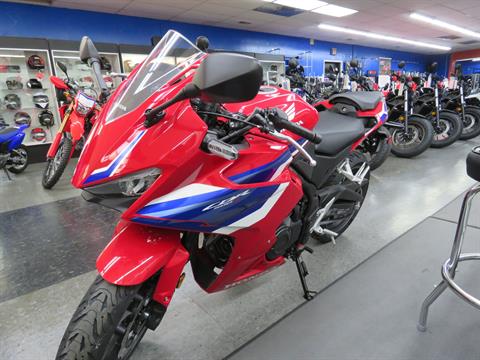 2024 Honda CBR500R ABS in Moline, Illinois - Photo 3