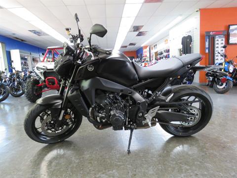 2023 Yamaha MT-09 in Moline, Illinois