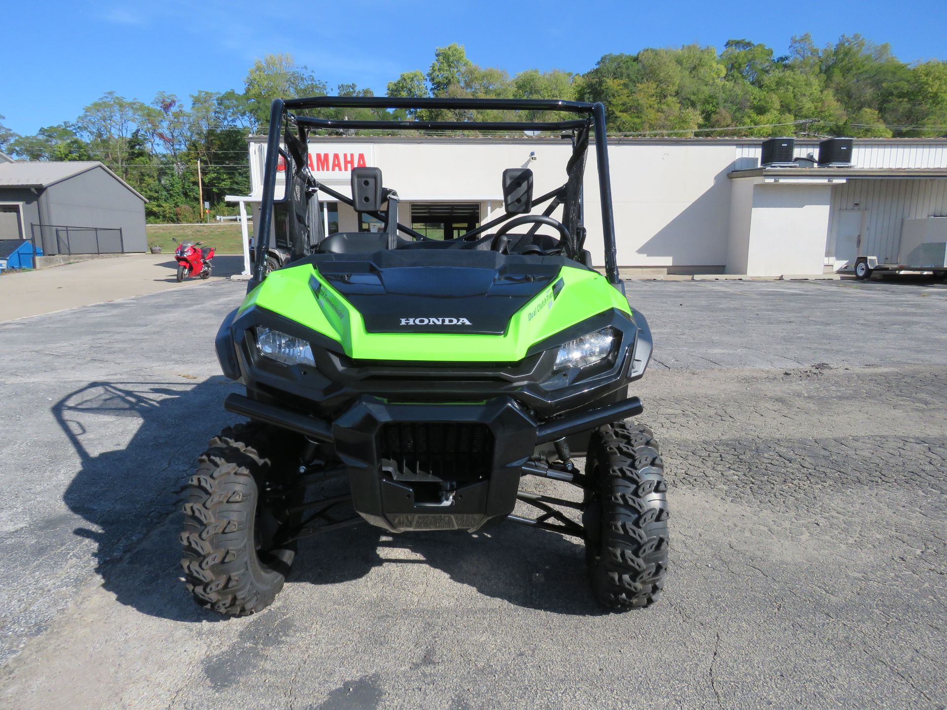 2023 Honda Pioneer 1000 Deluxe in Moline, Illinois - Photo 2