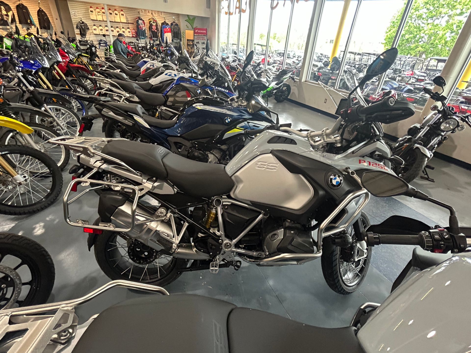 2024 BMW S 1000 XR in Iowa City, Iowa - Photo 3